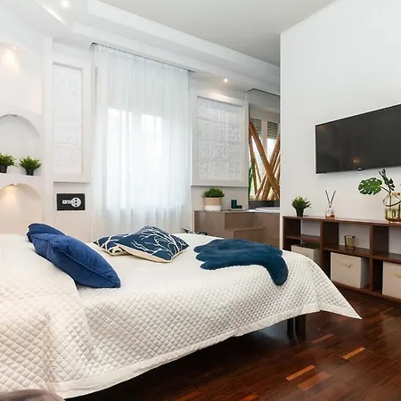 Apartment Luxury In Centre Turin
